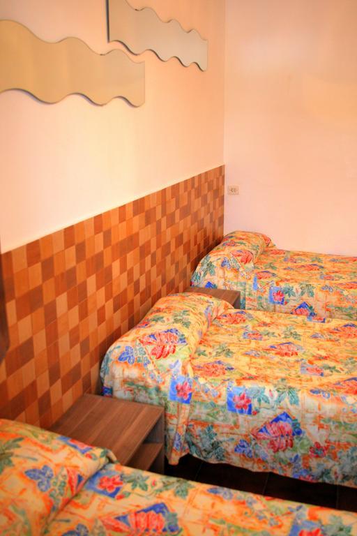 Hotel Planas Lloret de Mar Rom bilde